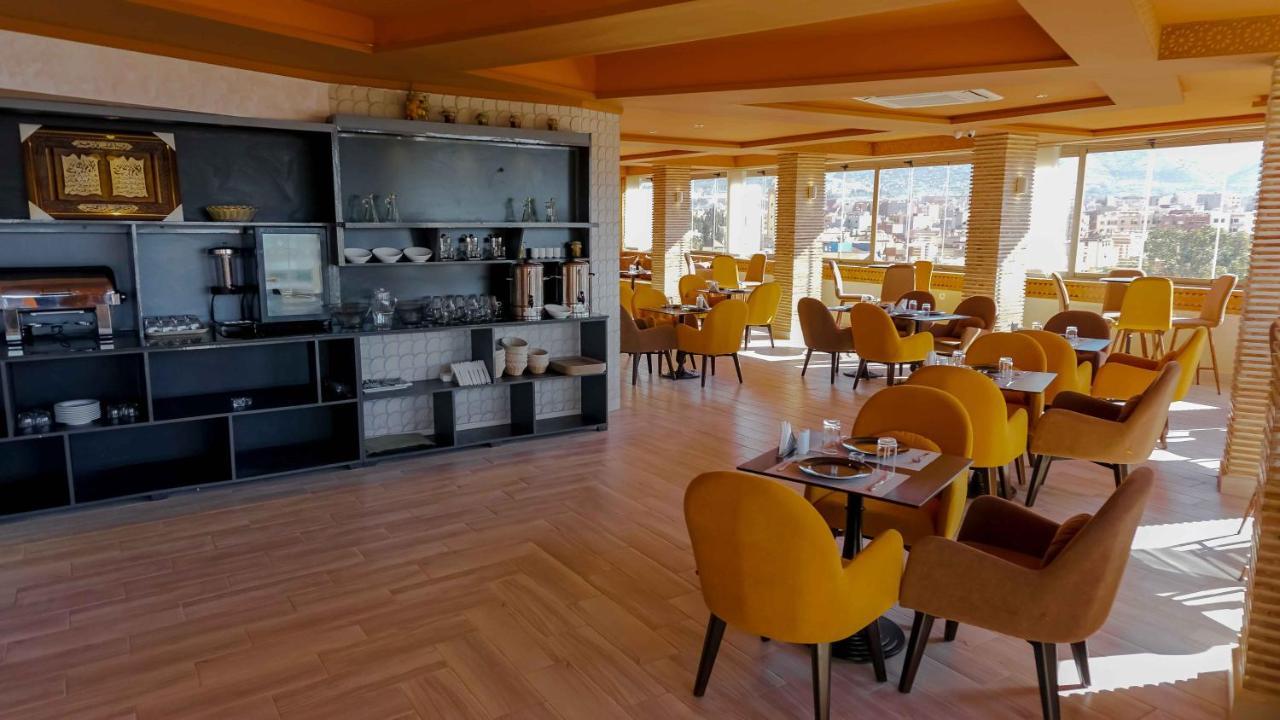 Hotel Golden Flora Beni Mellal Esterno foto