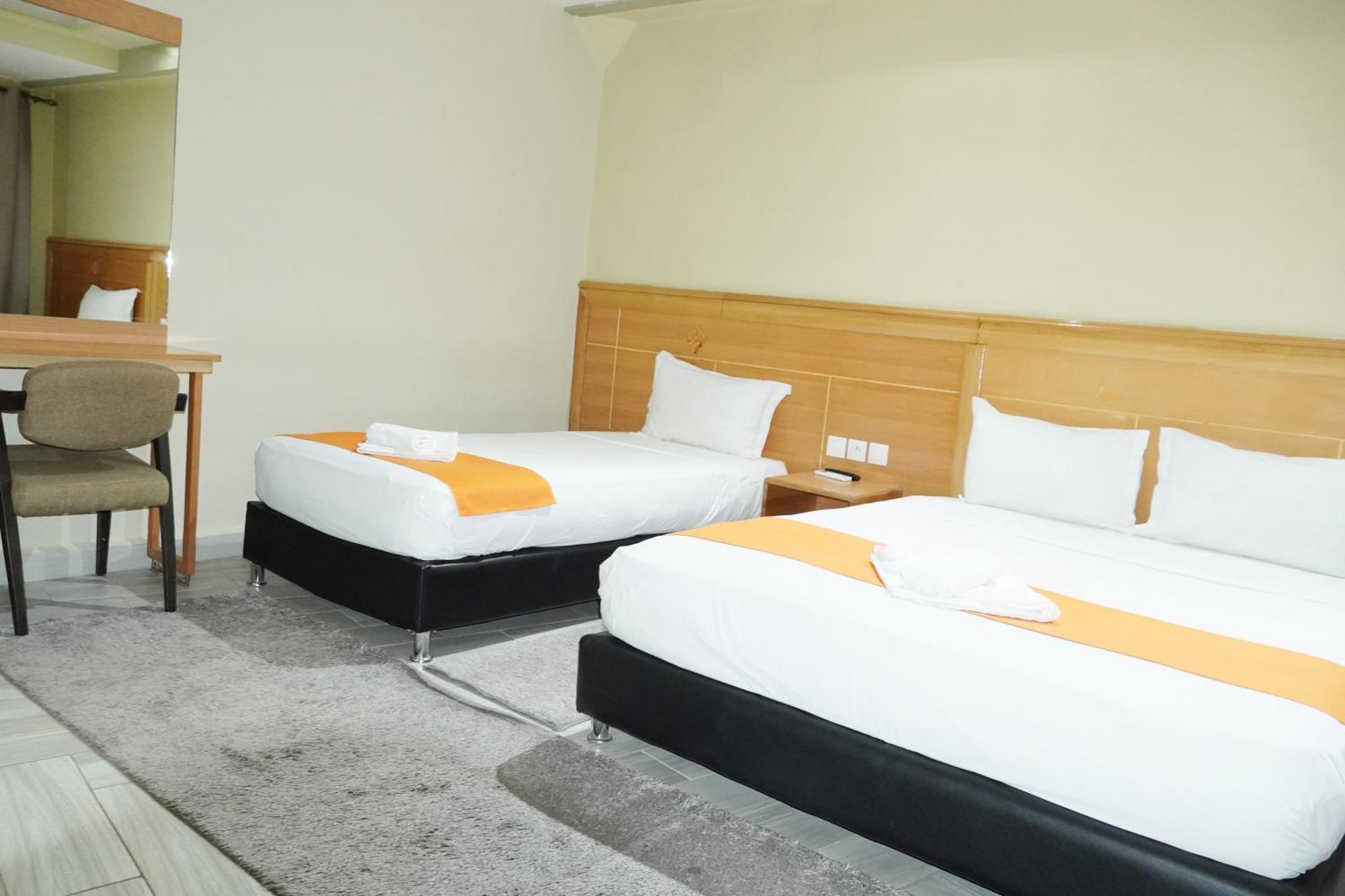 Hotel Golden Flora Beni Mellal Esterno foto