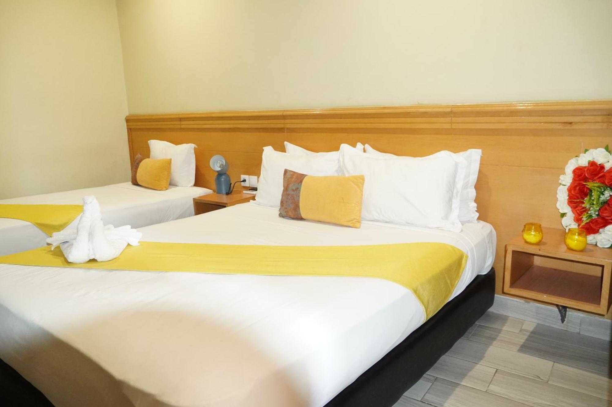 Hotel Golden Flora Beni Mellal Esterno foto
