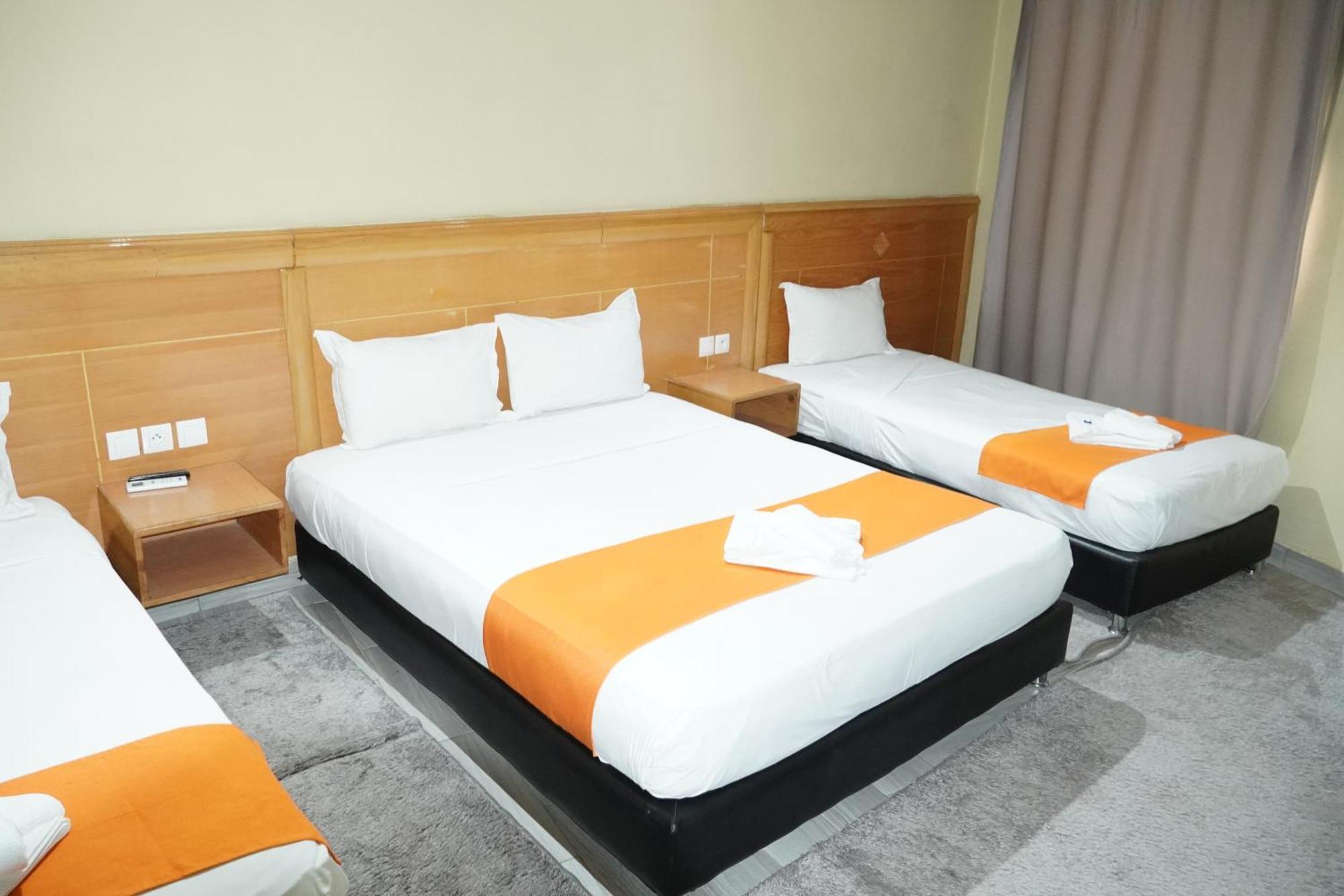 Hotel Golden Flora Beni Mellal Esterno foto