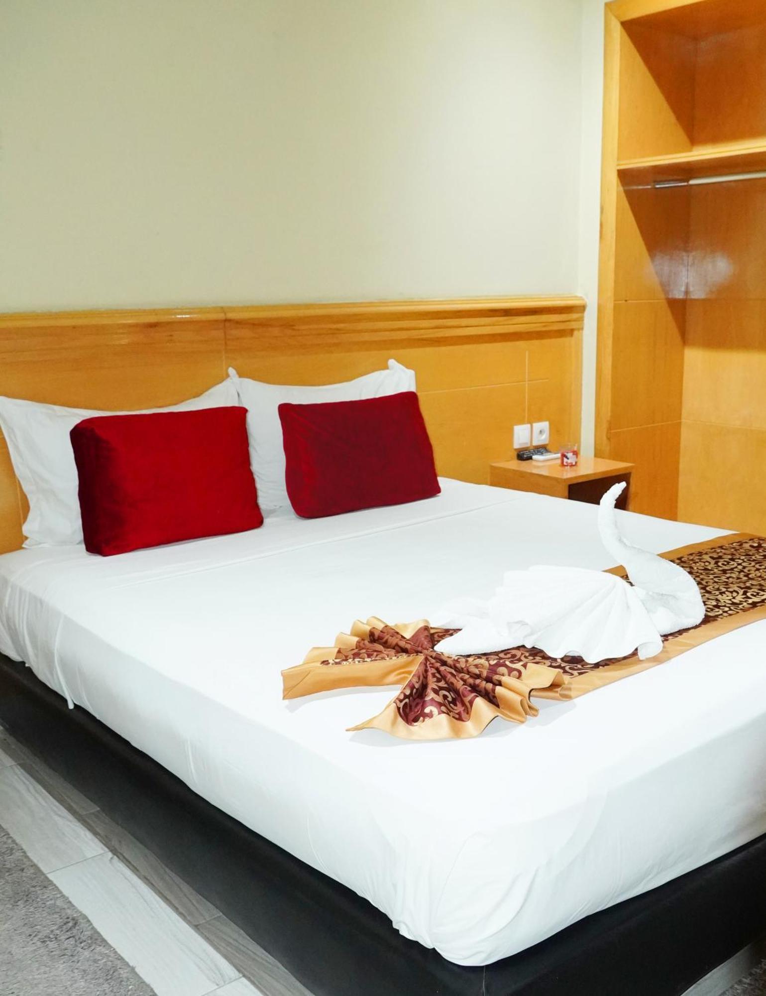 Hotel Golden Flora Beni Mellal Esterno foto